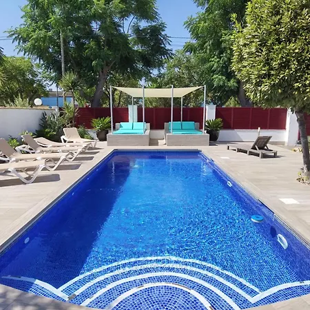 Leon Inmo Arisha - 10009 Empuriabrava