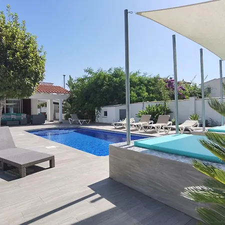 Leon Inmo Arisha - 10009 Βίλα