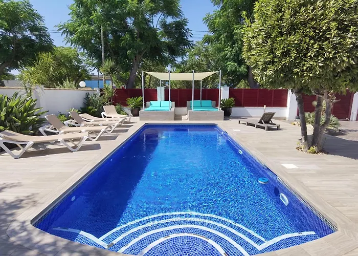 Leon Inmo Arisha - 10009 Empuriabrava