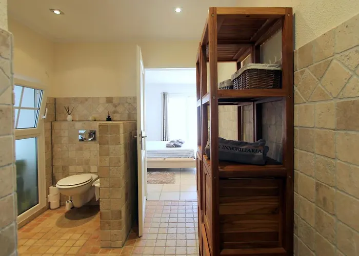 Leon Inmo Arisha - 10009 * Empuriabrava