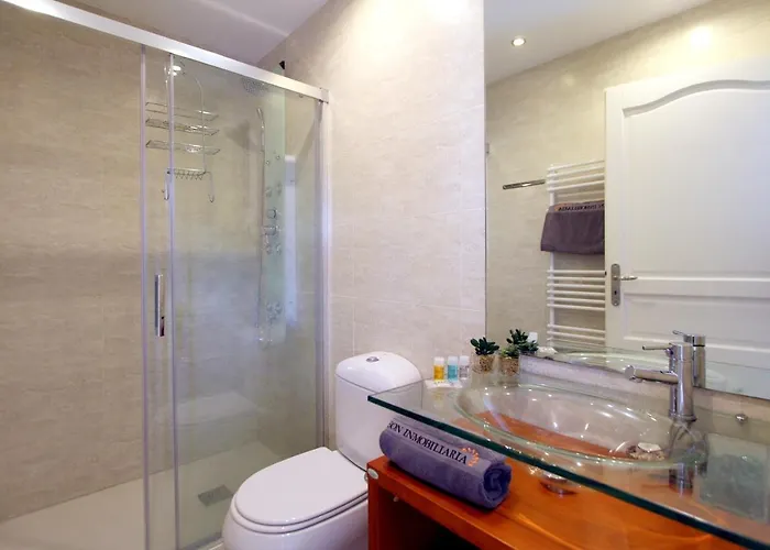 Leon Inmo Arisha - 10009 Empuriabrava