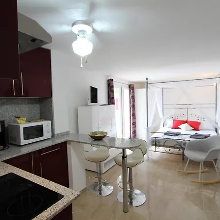 Vila Leon Inmo Arisha - 10009 Empuriabrava